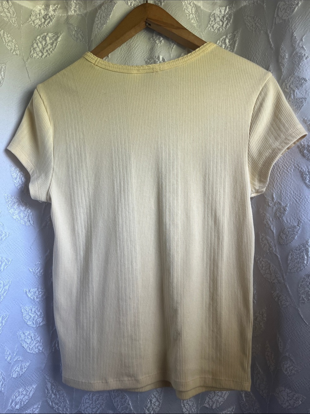 Universal Thread Short-Sleeve Ribbed Crew Tee - Light Yellow - Picture 4 of 4